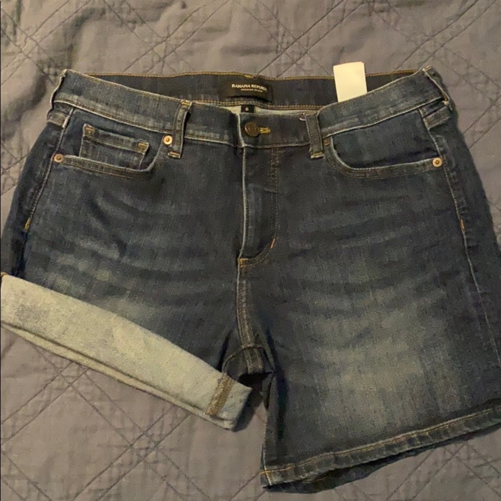 NWOT Banana Republic premium denim shorts